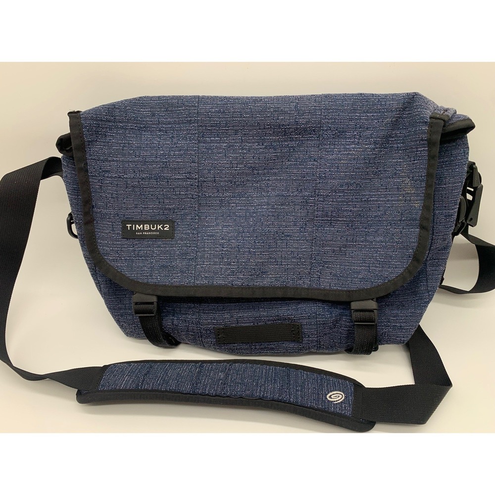 Timbuk2 Classic Messenger Bag Medium Blue Chambray Crossbody Laptop Commuter Bag